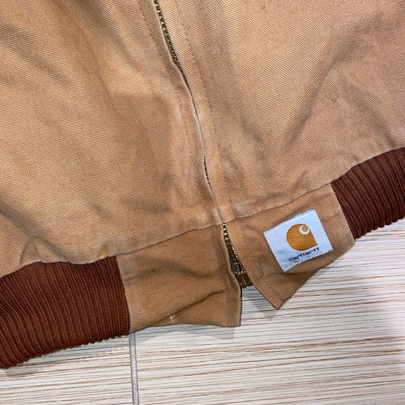 Vintage Carhart RED Quilt Lined Detroit Jacket - Picture 6 of 11